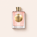 Atkinsons Rose in Wonderland EDP 100 ml na teplém béžovém pozadí – MrRizz