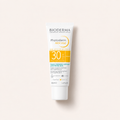 BIODERMA Photoderm AKN Matifying Fluid 40 ml – denní pleťový krém – MrRizz