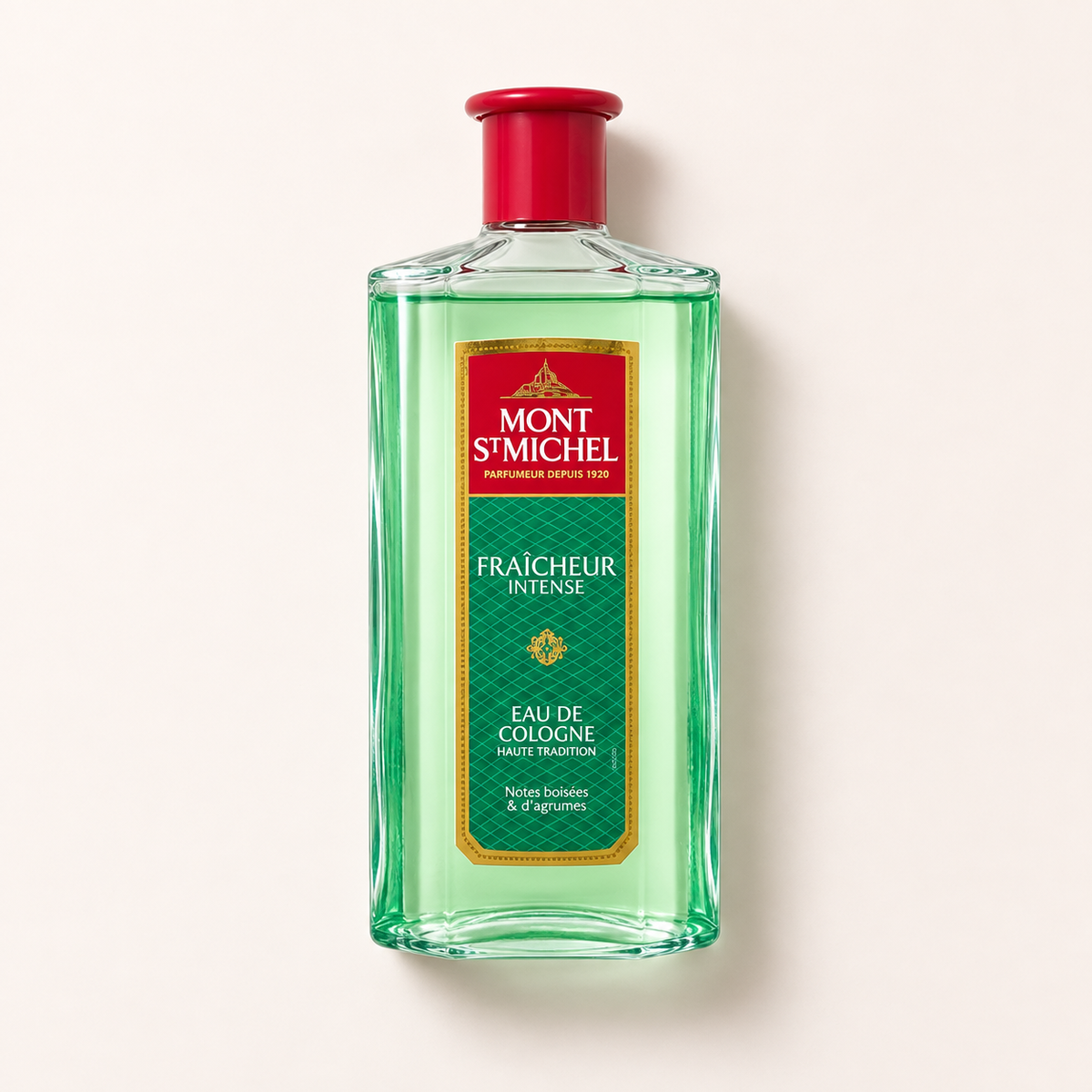 Mont St Michel Fraîcheur Intense 500 ml – produktová fotografie na béžovém pozadí MrRizz