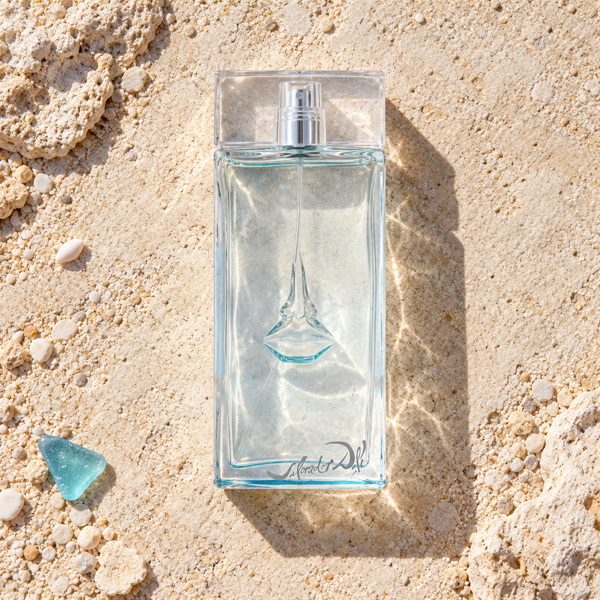 Salvador Dali Sea & Sun in Cadaques EDT 100 ml – parfém v prostředí, pohled shora s bočním stínem