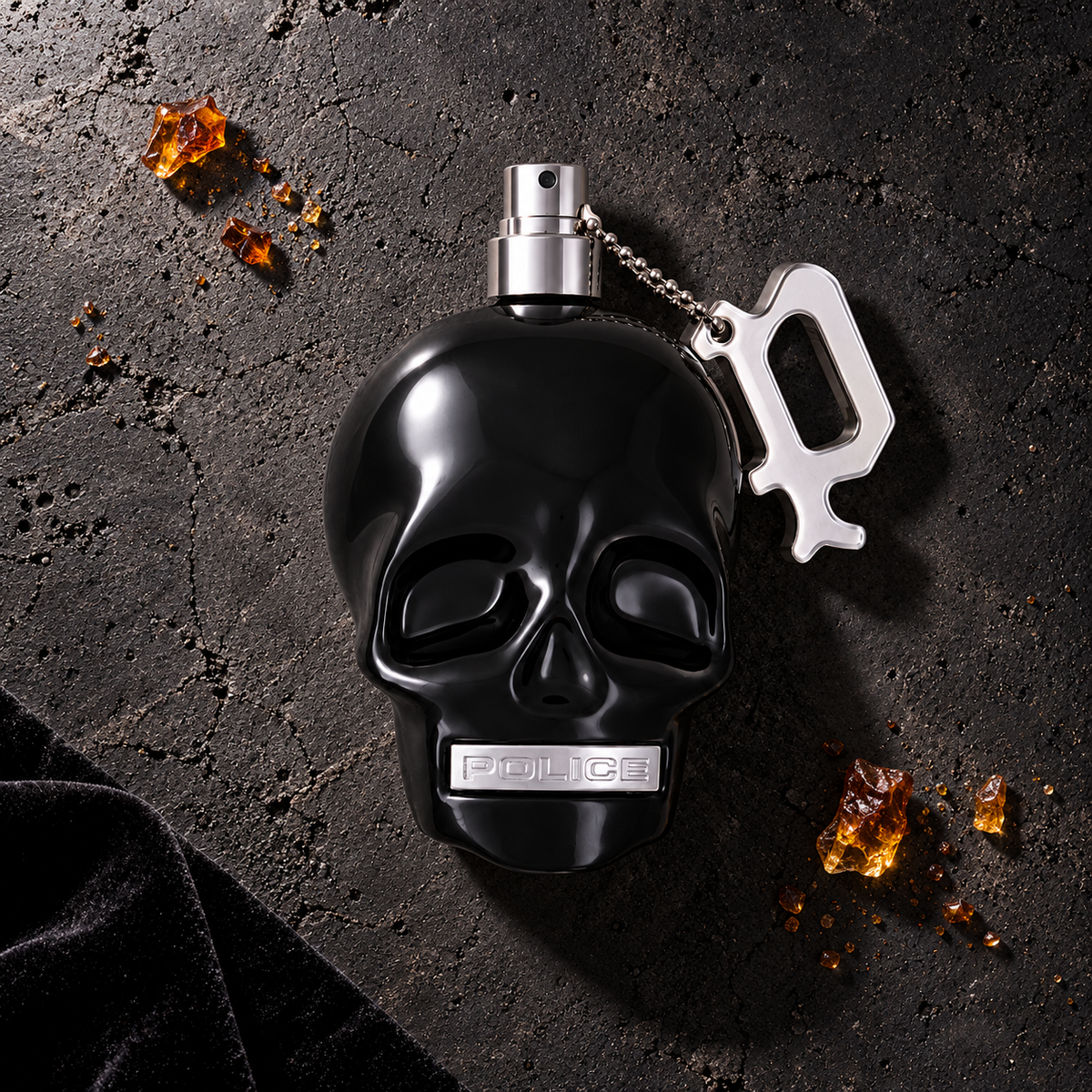 Police To Be Bad Guy 125 ml – parfém v prostředí, pohled shora s bočním stínem