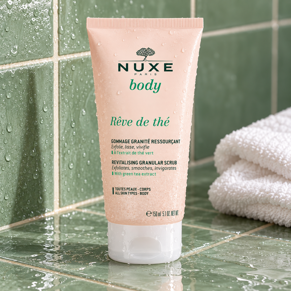 NUXE Reve de Thé Revitalising Granular Scrub 150 ml – atmosférická fotografie – MrRizz